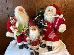 lot 165 image: Set of 3 Christmas Santa Clauses with Decor and Gift Accents