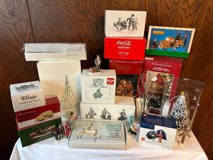 lot 168 image: Assorted Vintage Christmas Village Accessories and Figurines
