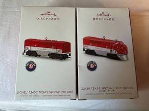 lot 170 image: Hallmark Keepsake 2018 Lionel Texas Special Train Ornaments