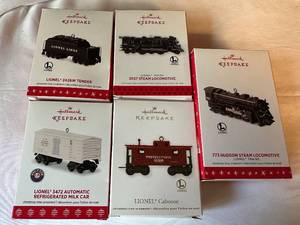 lot 172 image: Set of 5 Hallmark Keepsake Lionel Train Christmas Ornaments