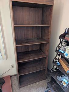 lot 199 image: Tall Wooden Bookshelf with 5 Shelves