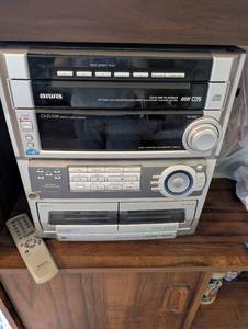 lot 216 image: Aiwa CX-ZL500 Digital Audio System with Built-in Powered Subwoofer