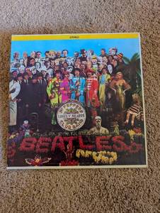lot 223 image: The Beatles - Sgt. Peppers Lonely Hearts Club Band Vinyl Record