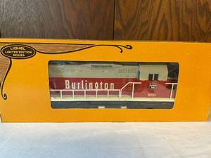 lot 281 image: Lionel Limited Edition Burlington SD 28 Diesel Train Model