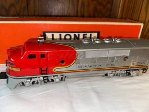 lot 297 image: Lionel 2343T Santa Fe Diesel Locomotive Model with Original Box