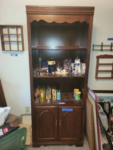 lot 301 image: Mahogany Display Cabinet - Contents not inlcuded