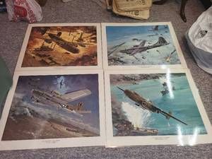 lot 307 image: Collection of World War II Series I U.S.A.A.F. Bombers Prints