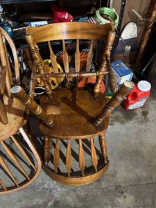 lot 348 image: Set of 2 Vintage Wooden Dining Chairs