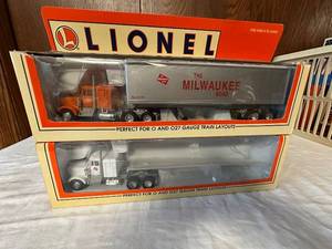 lot 383 image: Lionel Railroad Club Limited Edition Milwaukee Road Die-Cast Metal Trucks