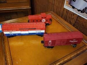 lot 467 image: Collection of 7 Vintage Model Train Cars
