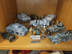 lot 478 image: Collection of 1930s Military Tank and Soldier Models