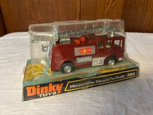 lot 491 image: Dinky Toys Merryweather Marquis Fire Tender 285 in Original Packaging