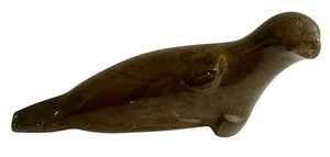 lot 105 image: Vintage Soapstone Seal Carving Inuit Art Signed