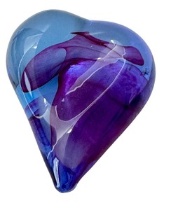 lot 24A image: Kosta Boda Bertil Vallien Heartbeat Glass Art Sculpture