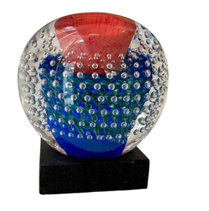 lot 77A image: Kosta Boda Curraline Red Glass Art Vase