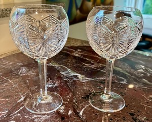 lot 63 image: Pair of Waterford Crystal Millennium Toasting Goblets - Happiness