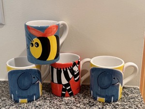 lot 77D image: Set of 4 Starbucks Ciao Italia Mugs with Animal Designs