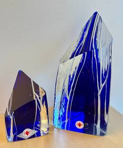 lot 102 image: Set of 2 Beranek Hand Made Czech Crystal Glass Sculptures