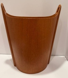 lot 23 image: K - Mid Century Modern Wood Wastebasket