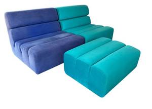 lot 24 image: UPLR - Vintage Lazar Industries Modular Pair of Chairs and Ottoman - Teal and Blue