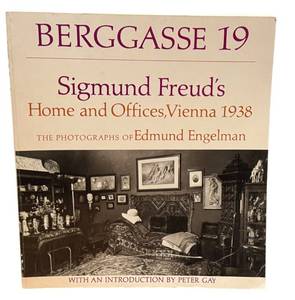 lot 39X image: LLO - Berggasse 19 Sigmund Freuds Home and Offices Vienna 1938 Photographs by Edmund Engelman