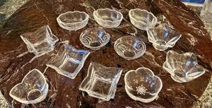 lot 92 image: K - Assorted Set of 12 Small Clear Glass Bowls and Dishes