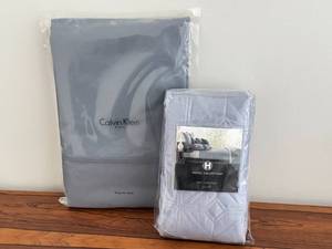 lot 178 image: MBR - New Calvin Klein King Flat Sheet and Hotel Collection King Pillowsham Quilted