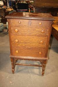 lot 69 image: Antique Wooden Dresser with Drawers