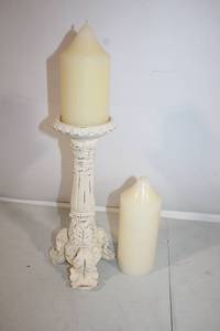 lot 102 image: Decorative White Candle Holder with Tall Pillar Candles