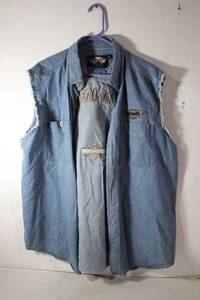 lot 119 image: Harley-Davidson Denim Sleeveless Vest 1XL