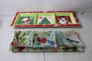 lot 131 image: Holiday Themed Ceramic Serving Trays with Festive and Bird Designs