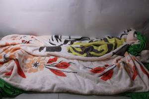 lot 157 image: Plunder Floral and Animal Print Blanket
