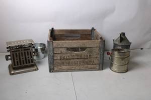 lot 185 image: Collection of Vintage Kitchen and Dairy Farm Implements