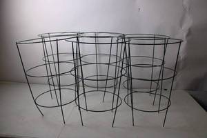 lot 189 image: Set of 5 Metal Plant Support Cages