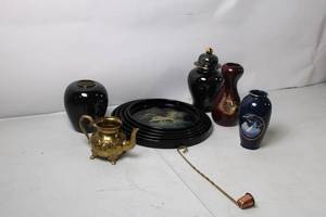 lot 194 image: Collection of 6 Assorted Decorative Vases and Plates
