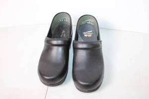 lot 219 image: Dansko XP 2.0 Black Leather Clogs Size 38