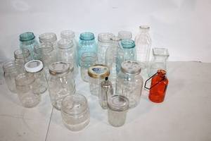 lot 293 image: Collection of Vintage Mason and Decorative Glass Jars