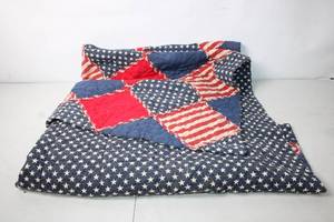 lot 265 image: Patriotic Quilt with Star and Stripes Patchwork Design