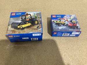 lot 482 image: LOT OF 2 Lego Sets