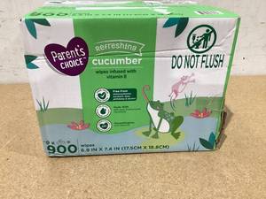 lot 662 image: Parents Choice Cucumber Scent Baby Wipes, 900 Count