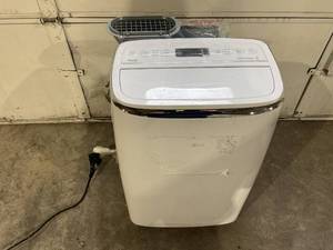 lot 310 image: LG 10,000 BTU (SACC)  14,000 BTU (ASHRAE) DUAL Inverter Smart Wi-Fi Portable Air Conditioner