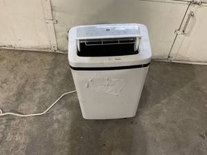 lot 314 image: Keystone 6,500 BTU (10,000 BTU ASHRAE) 115-Volt Portable Air Conditioner for rooms up to 350 Sq.ft