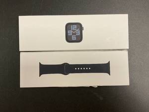 lot 47 image: Apple Watch SE (2nd Gen) GPS 44mm Smartwatch with Midnight Aluminum Case MXEJ3LLA