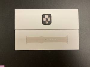 lot 48 image: Apple Watch SE (2nd Gen) GPS 40mm Smartwatch with Starlight Aluminum Case MXEF3LLA