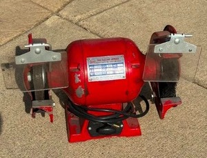 lot 179 image: Sun International Electric Bench Grinder