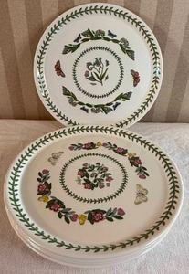 lot 37 image: Portmeirion Botanic Garden Center Plates