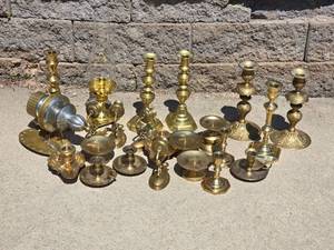 lot 160 image: Glistening Vintage Brass Candlestick Collection - (22)