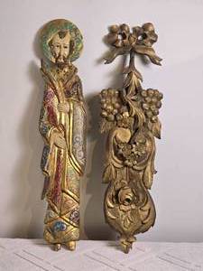 lot 98 image: Gold Leafed Carved Wood Relief Decor - (2)