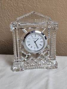 lot 62 image: Waterford Fine Crystal Table Accent Clock