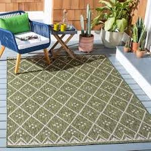 Courtyard Green/Gray 7 ft. x 7 ft. Diamond Lattice Indoor/Outdoor Patio Square Area Rug